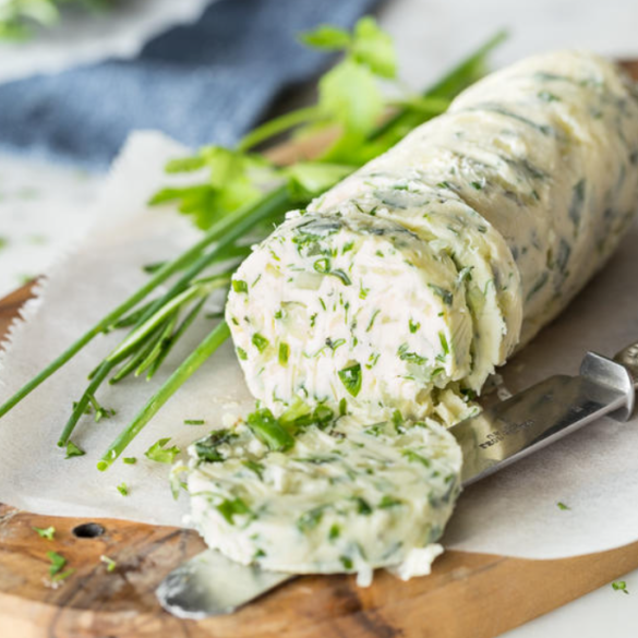 Kräuterbutter selber machen – so funktioniert’s