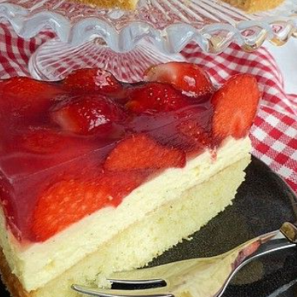 Schneller Erdbeerkuchen