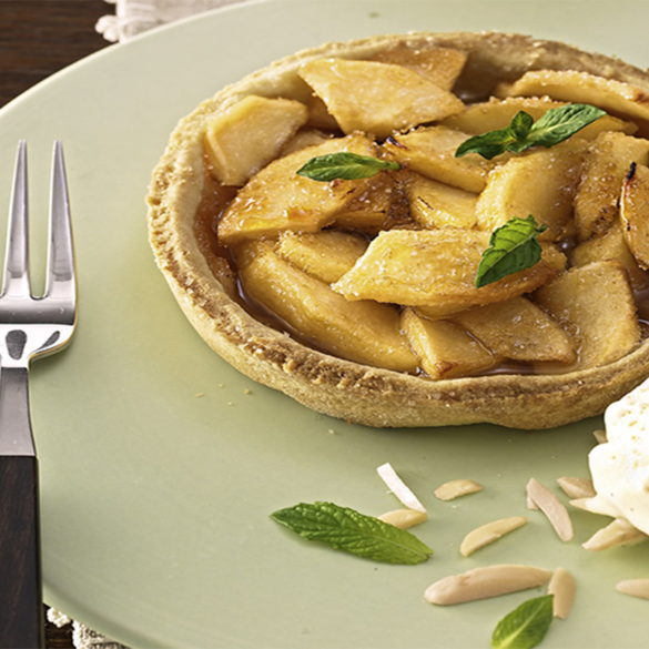 Warmer Apfelkuchen mit Kardamom