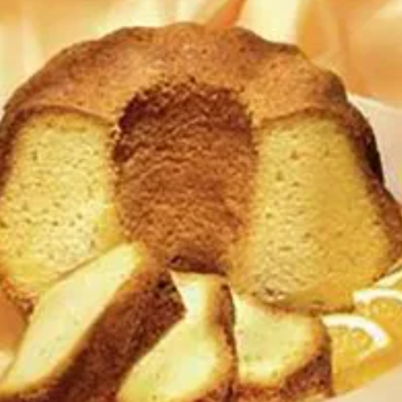 Getränkter Apfelsinenkuchen