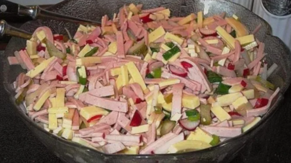 RADIESCHEN KÄSE SALAT, SOMMERSALAT - Rezeptehome RADIESCHEN KÄSE SALAT, SOMMERSALAT - Rezeptehome