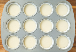 Patisse Mini-Käsekuchen Backform – 8 Cm Durchmesser, Antihaftbeschichtet, Mit Herausnehmbarem Boden