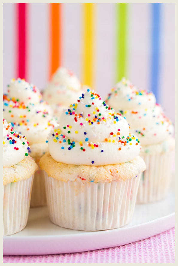 Funfetti Engel Essen Cupcakes