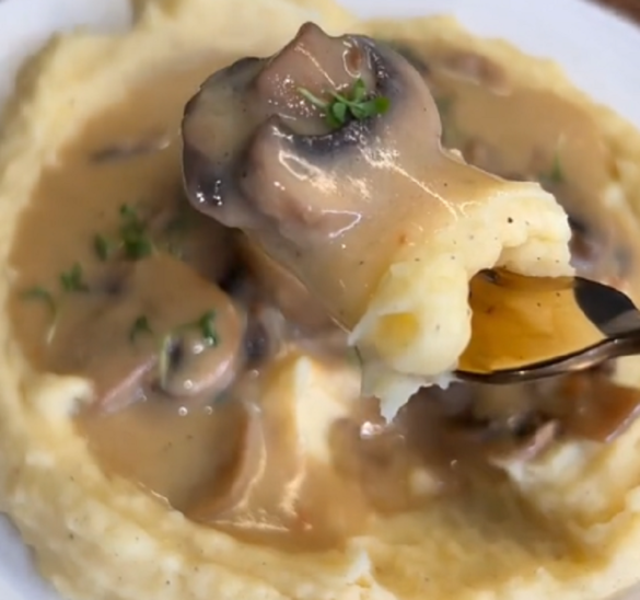 Super einfache Champignonsauce - Rezeptehome